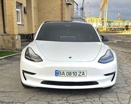 Белый Тесла Модель 3, объемом двигателя 0 л и пробегом 76 тыс. км за 15900 $, фото 5 на Automoto.ua