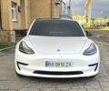 Белый Тесла Модель 3, объемом двигателя 0 л и пробегом 76 тыс. км за 15900 $, фото 5 на Automoto.ua