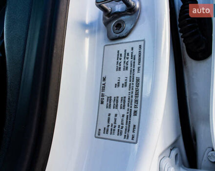 Белый Тесла Модель 3, объемом двигателя 0 л и пробегом 146 тыс. км за 17500 $, фото 30 на Automoto.ua