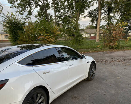 Білий Тесла Модель 3, об'ємом двигуна 0 л та пробігом 183 тис. км за 1400 $, фото 3 на Automoto.ua