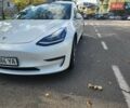 Білий Тесла Модель 3, об'ємом двигуна 0 л та пробігом 75 тис. км за 24440 $, фото 7 на Automoto.ua