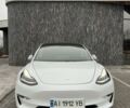 Білий Тесла Модель 3, об'ємом двигуна 0 л та пробігом 80 тис. км за 22800 $, фото 1 на Automoto.ua