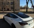 Білий Тесла Модель 3, об'ємом двигуна 0 л та пробігом 138 тис. км за 17000 $, фото 2 на Automoto.ua