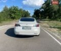 Білий Тесла Модель 3, об'ємом двигуна 0 л та пробігом 201 тис. км за 14500 $, фото 15 на Automoto.ua
