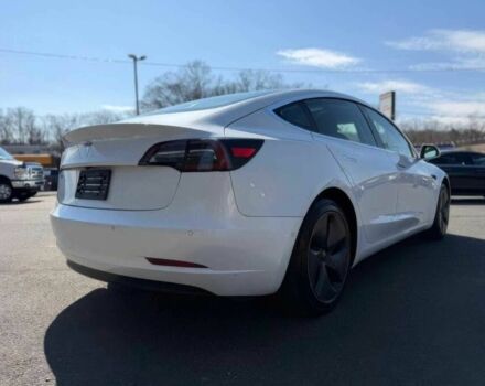 Білий Тесла Модель 3, об'ємом двигуна 0 л та пробігом 30 тис. км за 6900 $, фото 6 на Automoto.ua