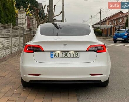 Білий Тесла Модель 3, об'ємом двигуна 0 л та пробігом 130 тис. км за 17200 $, фото 6 на Automoto.ua