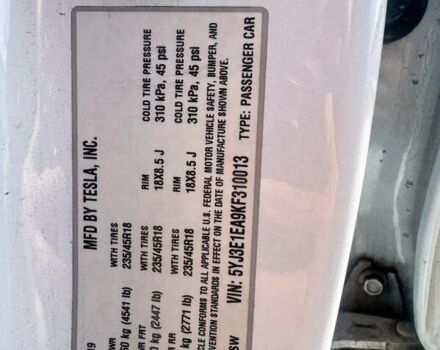 Белый Тесла Модель 3, объемом двигателя 0 л и пробегом 129 тыс. км за 4900 $, фото 9 на Automoto.ua