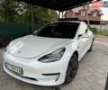 Білий Тесла Модель 3, об'ємом двигуна 0 л та пробігом 172 тис. км за 12950 $, фото 1 на Automoto.ua