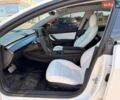 Білий Тесла Модель 3, об'ємом двигуна 0 л та пробігом 103 тис. км за 18900 $, фото 37 на Automoto.ua