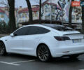 Білий Тесла Модель 3, об'ємом двигуна 0 л та пробігом 76 тис. км за 20500 $, фото 4 на Automoto.ua