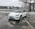 Білий Тесла Модель 3, об'ємом двигуна 0 л та пробігом 120 тис. км за 26500 $, фото 1 на Automoto.ua