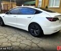 Белый Тесла Модель 3, объемом двигателя 0.19 л и пробегом 86 тыс. км за 15900 $, фото 4 на Automoto.ua