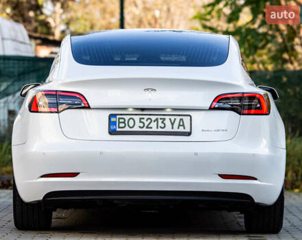 Белый Тесла Модель 3, объемом двигателя 0 л и пробегом 146 тыс. км за 17500 $, фото 16 на Automoto.ua