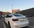 Білий Тесла Модель 3, об'ємом двигуна 0 л та пробігом 126 тис. км за 13400 $, фото 2 на Automoto.ua