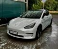 Белый Тесла Модель 3, объемом двигателя 0 л и пробегом 99 тыс. км за 18900 $, фото 1 на Automoto.ua