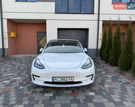 Белый Тесла Модель 3, объемом двигателя 0 л и пробегом 167 тыс. км за 16777 $, фото 5 на Automoto.ua