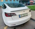 Белый Тесла Модель 3, объемом двигателя 0 л и пробегом 93 тыс. км за 17777 $, фото 8 на Automoto.ua
