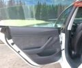 Білий Тесла Модель 3, об'ємом двигуна 0 л та пробігом 56 тис. км за 6700 $, фото 26 на Automoto.ua