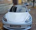 Білий Тесла Модель 3, об'ємом двигуна 0 л та пробігом 160 тис. км за 16500 $, фото 1 на Automoto.ua