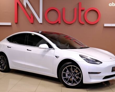 Білий Тесла Модель 3, об'ємом двигуна 0 л та пробігом 54 тис. км за 15900 $, фото 3 на Automoto.ua