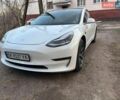Белый Тесла Модель 3, объемом двигателя 0 л и пробегом 100 тыс. км за 16900 $, фото 6 на Automoto.ua