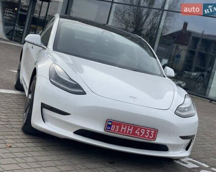 Белый Тесла Модель 3, объемом двигателя 0 л и пробегом 120 тыс. км за 17000 $, фото 15 на Automoto.ua