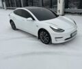 Белый Тесла Модель 3, объемом двигателя 0 л и пробегом 62 тыс. км за 35000 $, фото 1 на Automoto.ua