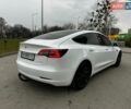 Белый Тесла Модель 3, объемом двигателя 0 л и пробегом 118 тыс. км за 19500 $, фото 9 на Automoto.ua