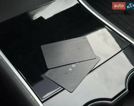 Белый Тесла Модель 3, объемом двигателя 0 л и пробегом 166 тыс. км за 14500 $, фото 30 на Automoto.ua