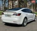 Белый Тесла Модель 3, объемом двигателя 0 л и пробегом 98 тыс. км за 16930 $, фото 4 на Automoto.ua