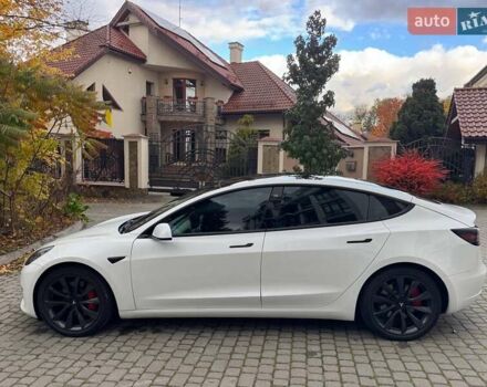 Білий Тесла Модель 3, об'ємом двигуна 0 л та пробігом 105 тис. км за 22250 $, фото 29 на Automoto.ua
