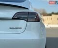Білий Тесла Модель 3, об'ємом двигуна 0 л та пробігом 120 тис. км за 23000 $, фото 4 на Automoto.ua