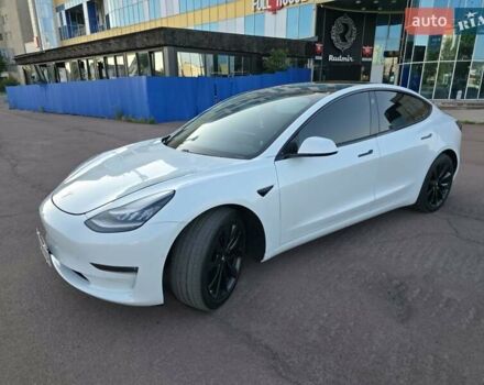 Белый Тесла Модель 3, объемом двигателя 0 л и пробегом 77 тыс. км за 18999 $, фото 10 на Automoto.ua
