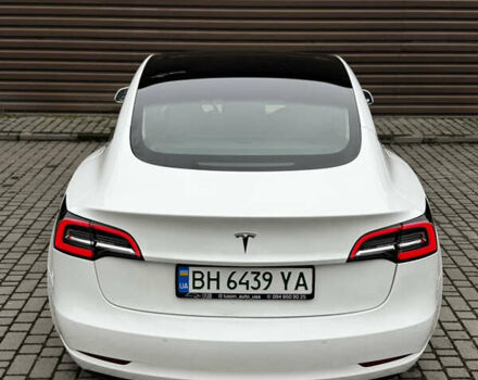 Белый Тесла Модель 3, объемом двигателя 0 л и пробегом 45 тыс. км за 15600 $, фото 5 на Automoto.ua