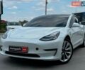 Белый Тесла Модель 3, объемом двигателя 0 л и пробегом 120 тыс. км за 15690 $, фото 1 на Automoto.ua