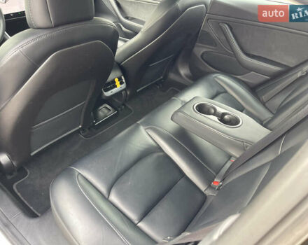 Белый Тесла Модель 3, объемом двигателя 0 л и пробегом 120 тыс. км за 17000 $, фото 36 на Automoto.ua