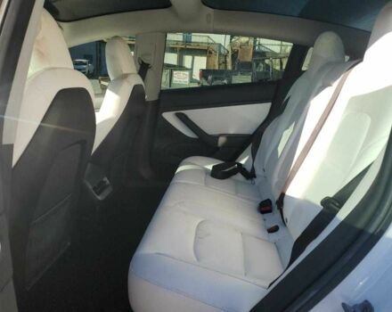 Белый Тесла Модель 3, объемом двигателя 0 л и пробегом 120 тыс. км за 3000 $, фото 9 на Automoto.ua