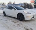 Білий Тесла Модель 3, об'ємом двигуна 0 л та пробігом 162 тис. км за 13950 $, фото 3 на Automoto.ua