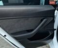 Білий Тесла Модель 3, об'ємом двигуна 0 л та пробігом 90 тис. км за 13699 $, фото 5 на Automoto.ua