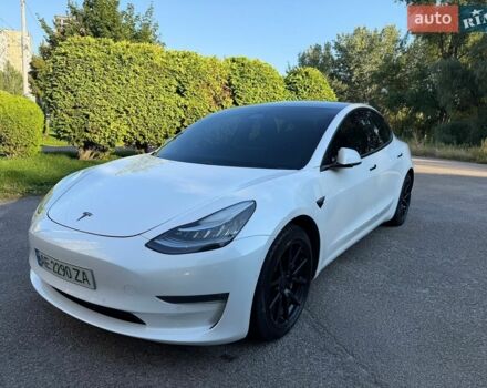 Белый Тесла Модель 3, объемом двигателя 0 л и пробегом 160 тыс. км за 18500 $, фото 1 на Automoto.ua