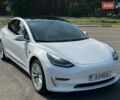 Белый Тесла Модель 3, объемом двигателя 0 л и пробегом 98 тыс. км за 16930 $, фото 7 на Automoto.ua
