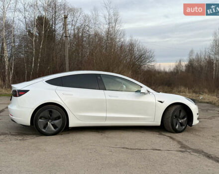 Белый Тесла Модель 3, объемом двигателя 0 л и пробегом 139 тыс. км за 17750 $, фото 7 на Automoto.ua