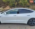 Белый Тесла Модель 3, объемом двигателя 0 л и пробегом 129 тыс. км за 16500 $, фото 1 на Automoto.ua