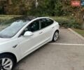 Белый Тесла Модель 3, объемом двигателя 0 л и пробегом 85 тыс. км за 16000 $, фото 3 на Automoto.ua