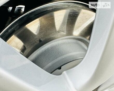 Білий Тесла Модель 3, об'ємом двигуна 0 л та пробігом 17 тис. км за 28200 $, фото 79 на Automoto.ua
