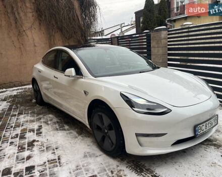 Белый Тесла Модель 3, объемом двигателя 0 л и пробегом 177 тыс. км за 17500 $, фото 1 на Automoto.ua