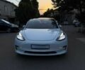 Белый Тесла Модель 3, объемом двигателя 0 л и пробегом 1 тыс. км за 11200 $, фото 2 на Automoto.ua