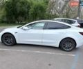 Белый Тесла Модель 3, объемом двигателя 0 л и пробегом 86 тыс. км за 17000 $, фото 2 на Automoto.ua