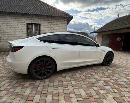 Белый Тесла Модель 3, объемом двигателя 0 л и пробегом 143 тыс. км за 18900 $, фото 12 на Automoto.ua