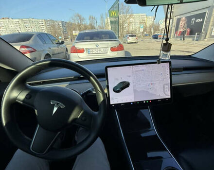 Білий Тесла Модель 3, об'ємом двигуна 0 л та пробігом 60 тис. км за 19000 $, фото 15 на Automoto.ua